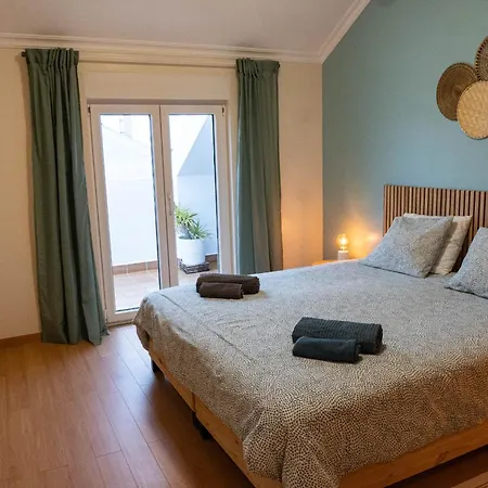 Baleal: Balconies And Pool